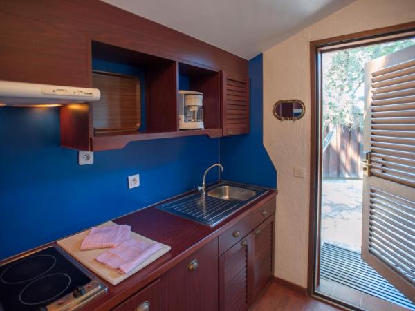 Résidence Mobydick : photo 1 de la chambre bungalow - côté jardin l