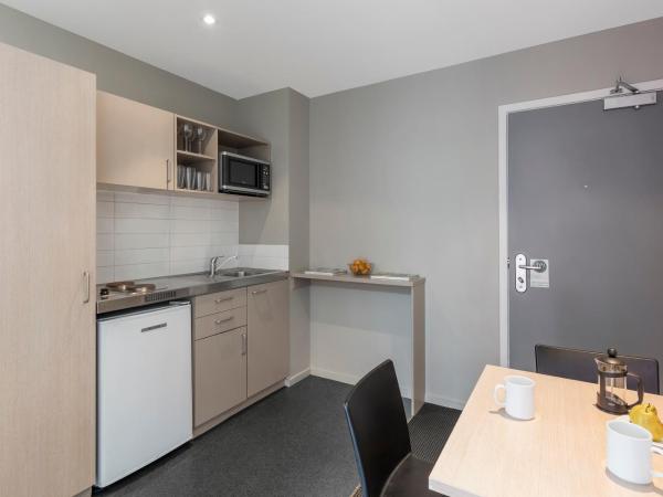 Tetra Serviced Apartments by Castle : photo 3 de la chambre appartement 2 chambres