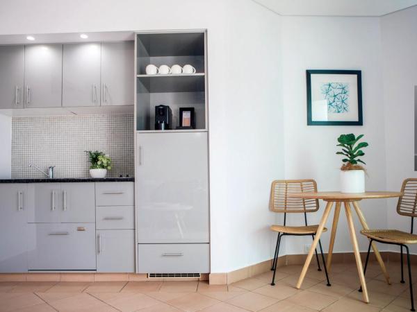 Port Douglas Peninsula Boutique Hotel - Adults Only Haven : photo 2 de la chambre ocean view suite - free wifi & parking