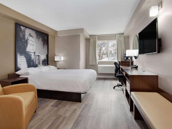 Super 8 by Wyndham Winnipeg West : photo 2 de la chambre chambre lit queen-size - non-fumeurs