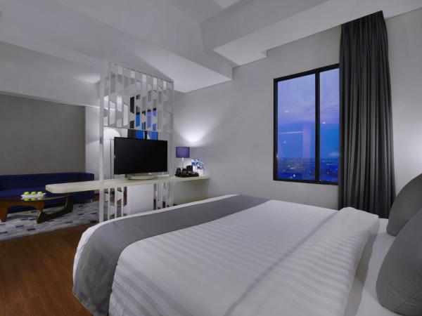 Hotel Neo+ Kebayoran Jakarta : photo 3 de la chambre suite junior
