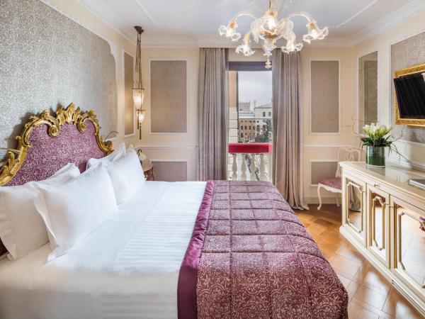 Baglioni Hotel Luna - The Leading Hotels of the World : photo 3 de la chambre chambre double - vue sur canal