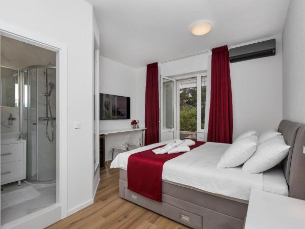 Luxury Rooms Paradise Garden : photo 1 de la chambre chambre double de luxe avec balcon - vue sur mer 