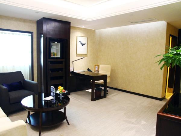The Pavilion Hotel Shenzhen (Huaqiang NorthBusiness Zone) : photo 3 de la chambre suite exécutive