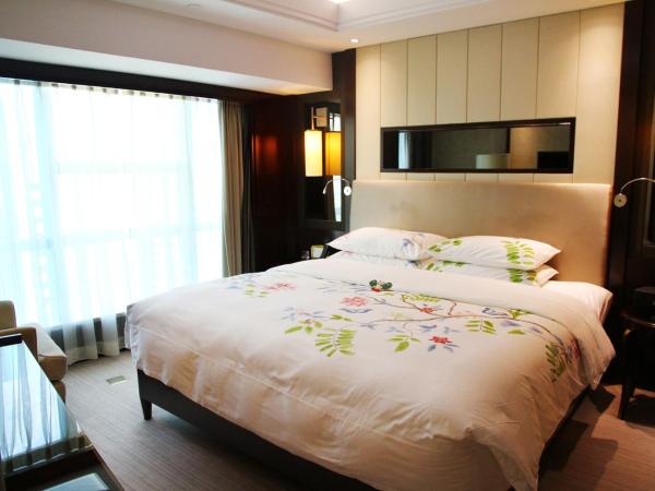The Pavilion Hotel Shenzhen (Huaqiang NorthBusiness Zone) : photo 7 de la chambre suite exécutive