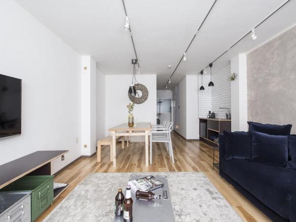 nid NAMBA Station House : photo 2 de la chambre suite exécutive