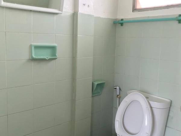 Tourist Inn : photo 6 de la chambre chambre double standard avec ventilateur