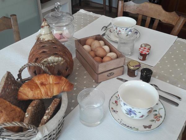 Le clos des vergers : photo 1 de la chambre chambre deluxe (2 adultes + 1 enfant)