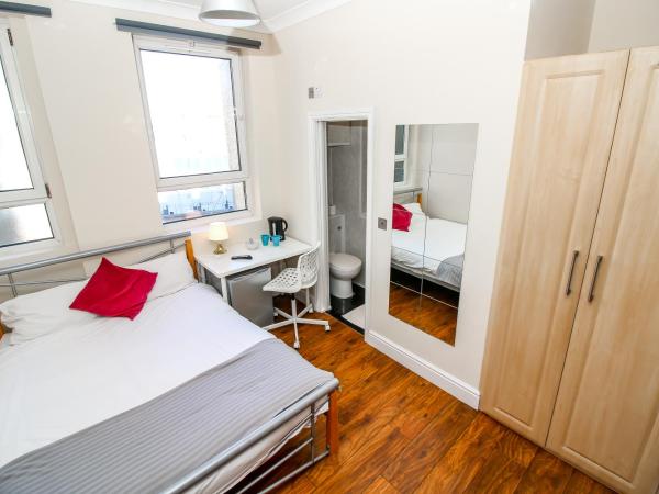 Private en-suite Room @ Liverpool street, Brick Ln : photo 4 de la chambre chambre double Économique