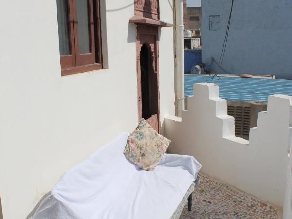 Kesar Heritage Boutique Home Stay : photo 8 de la chambre chambre lit king-size deluxe