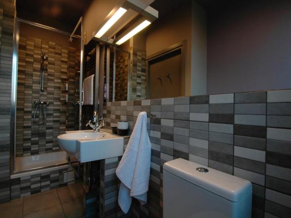 Republika Słoneczna : photo 3 de la chambre chambre double