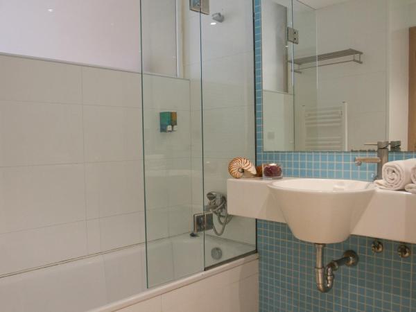 Hotel & SPA Dynastic : photo 4 de la chambre chambre lits jumeaux