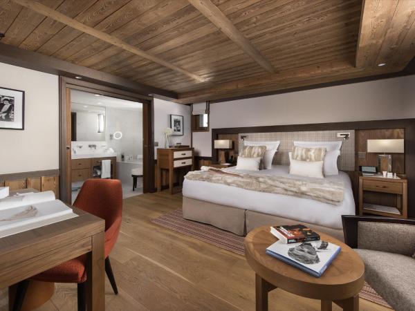 Hôtel Barrière Les Neiges Courchevel : photo 3 de la chambre chambre double ou lits jumeaux supérieure