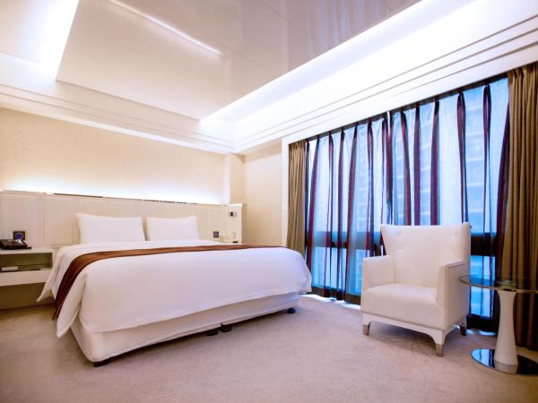 Nanjing Central Hotel : photo 2 de la chambre chambre supérieure lit queen-size