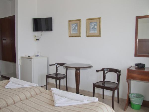 Danaos Hotel : photo 6 de la chambre chambre lits jumeaux - vue sur mer