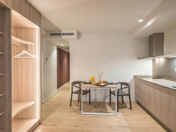 Hotel & Aparthotel Cosmos : photo 6 de la chambre appartement supérieur 1 chambre