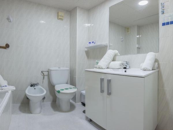Magic Cristal Park : photo 2 de la chambre chambre double standard (3 adultes)