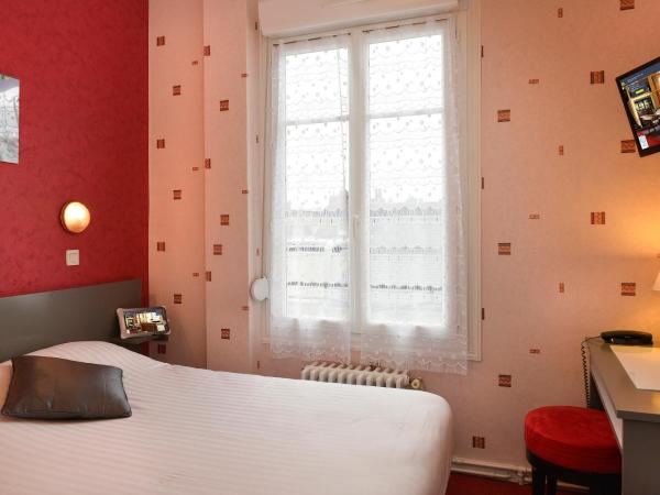 Logis Hôtel Des Châteaux De La Loire : photo 2 de la chambre chambre double standard