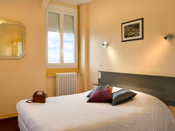 Logis Hôtel Des Châteaux De La Loire : photo 7 de la chambre chambre double confort