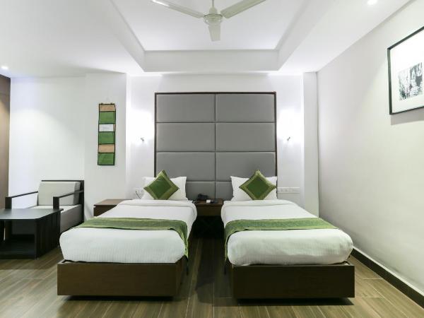 Hotel Crown Suites : photo 3 de la chambre chambre lits jumeaux deluxe