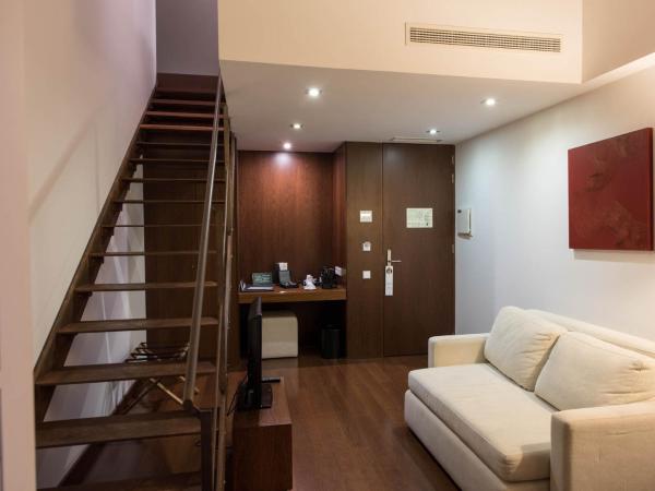 Hotel Carris Porto Ribeira : photo 6 de la chambre suite en duplex