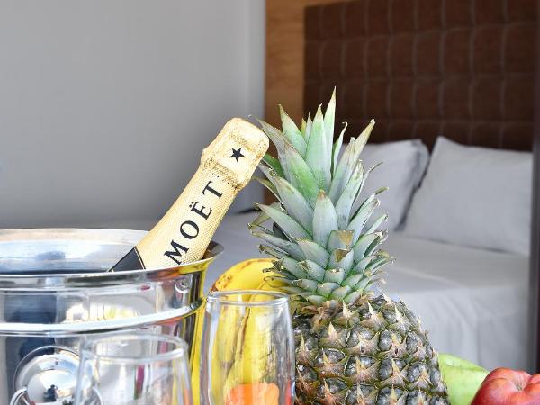 Artemis Hotel Apartments : photo 5 de la chambre chambre standard