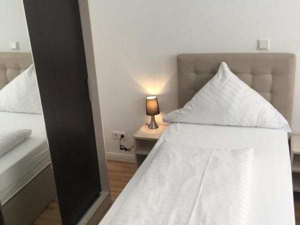 Hotel Central Hannover : photo 1 de la chambre chambre simple