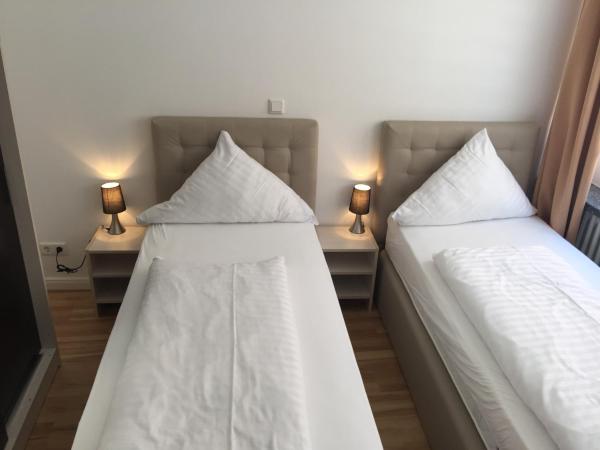 Hotel Central Hannover : photo 4 de la chambre chambre double ou lits jumeaux