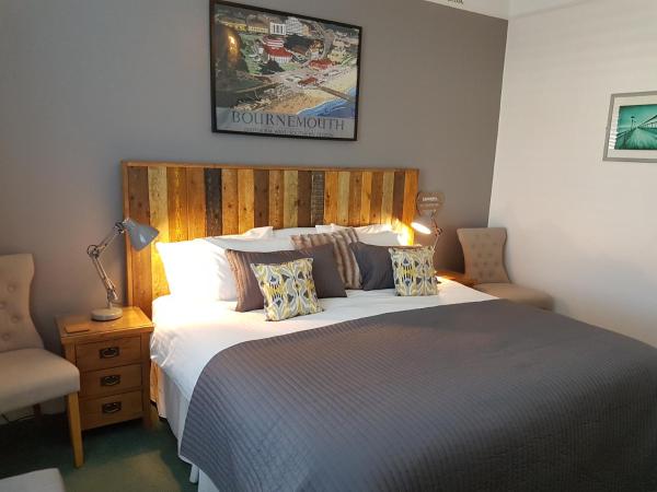 Beach Lodge : photo 2 de la chambre chambre lit king-size - vue sur jardin
