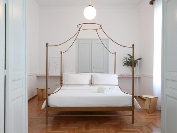 Live in Athens, THISEIO Historic House : photo 8 de la chambre appartement 3 chambres