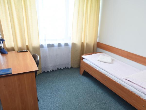 Dobre Miejsce Dom Rekolekcyjny : photo 1 de la chambre chambre simple