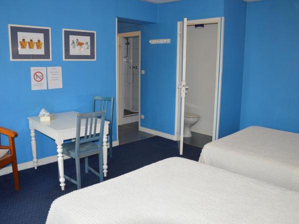 Hotel Victor Hugo : photo 1 de la chambre grande chambre double ou lits jumeaux