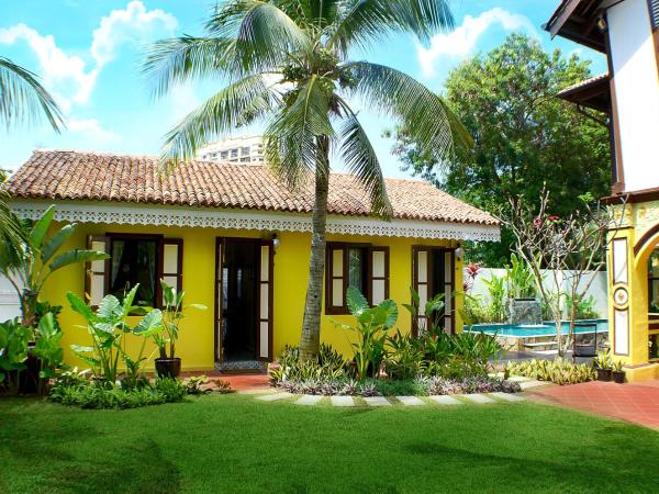 Casugria Dutch Residence 1810 : photo 6 de la chambre chambre lit king-size - vue sur piscine