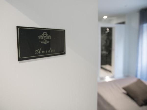 ESPOSITO PLAZA- ROOMS & SUITE : photo 8 de la chambre chambre familiale