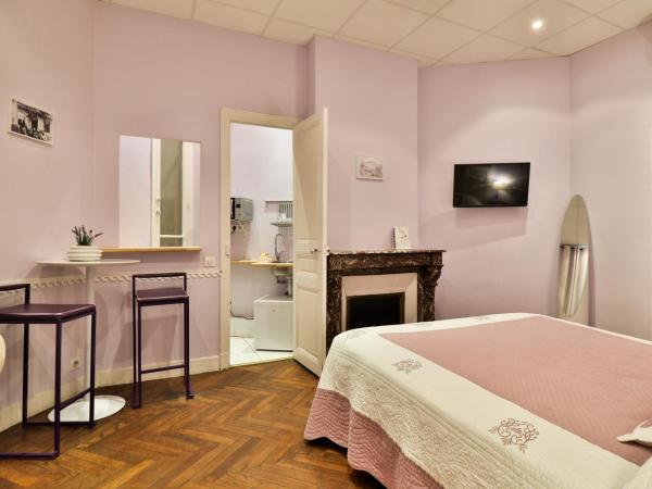 Hotel Victor Hugo Nice : photo 1 de la chambre studio avec balcon 