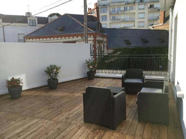 La Demeure d'Alexandra : photo 3 de la chambre chambre familiale avec terrasse