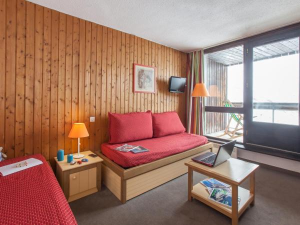 Résidence Pierre & Vacances Les Combes : photo 8 de la chambre appartement 1 chambre (5 personnes)