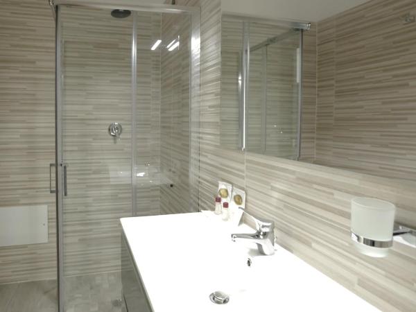 Ecumano Space : photo 3 de la chambre chambre double ou lits jumeaux Économique - en duplex