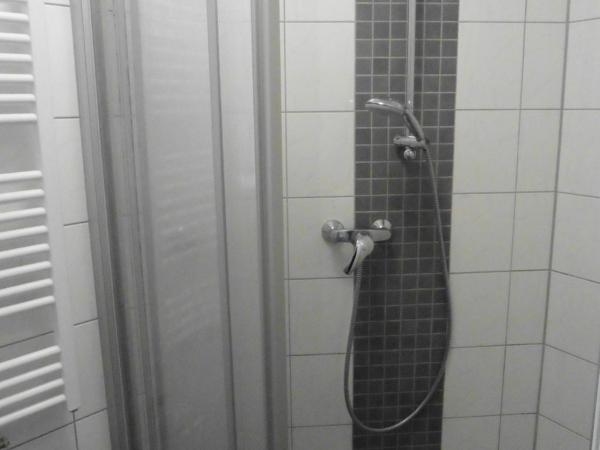 Gästehaus Grupello : photo 8 de la chambre chambre simple