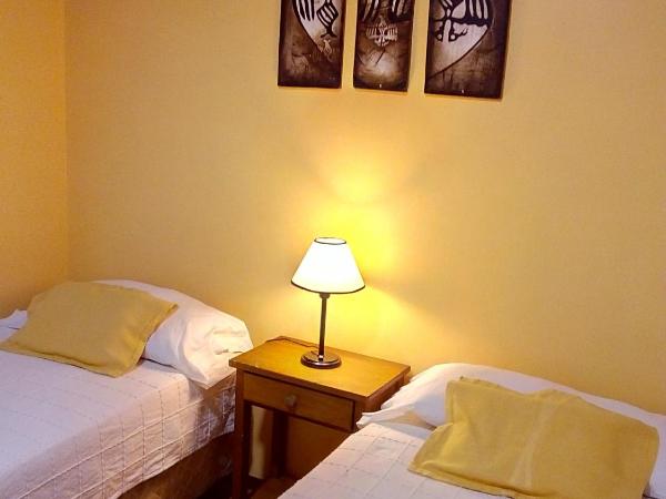 Hospedaje Lo de Max : photo 5 de la chambre chambre double ou lits jumeaux