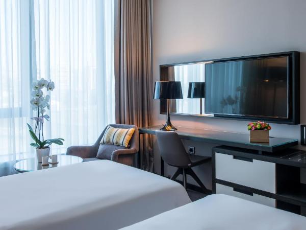 Centro Westside by Rotana : photo 4 de la chambre chambre lits jumeaux - vue sur ville