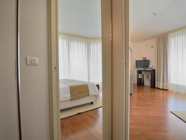 Eden Rock Resort : photo 6 de la chambre suite junior supérieure avec balcon