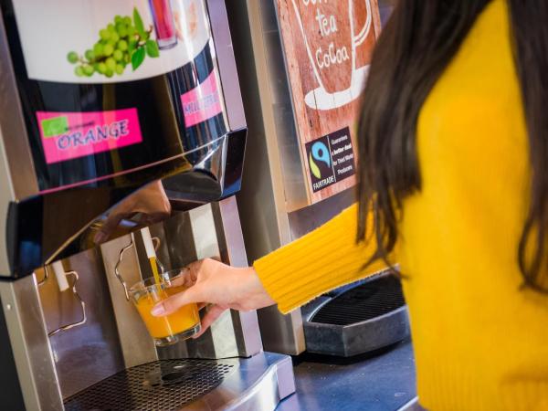Auberge de Jeunesse de Namur : photo 8 de la chambre chambre lits jumeaux