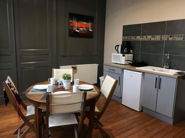 The Nest : photo 2 de la chambre appartement avec balcon