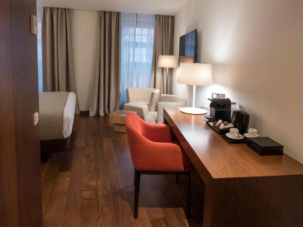 Hotel Carris Porto Ribeira : photo 5 de la chambre suite junior