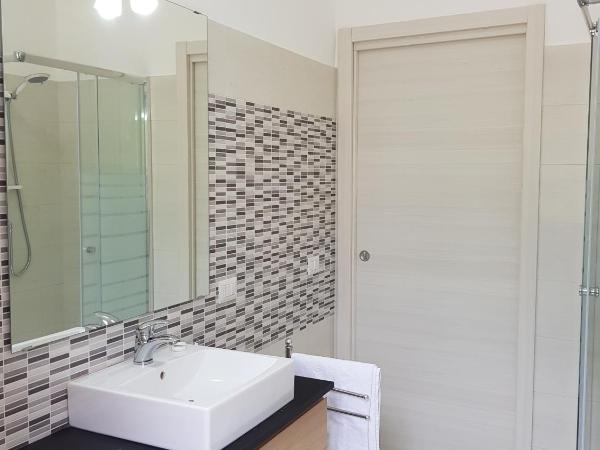 Resort Villa Isola B&B : photo 5 de la chambre chambre double ou lits jumeaux - vue sur piscine