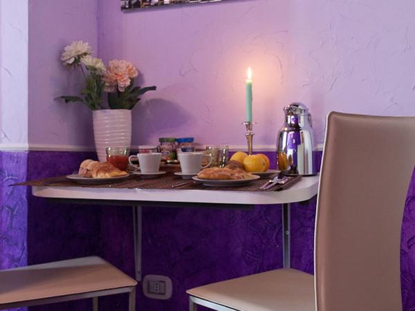 Bed & Breakfast Parmacentro : photo 6 de la chambre chambre familiale avec salle de bains privative