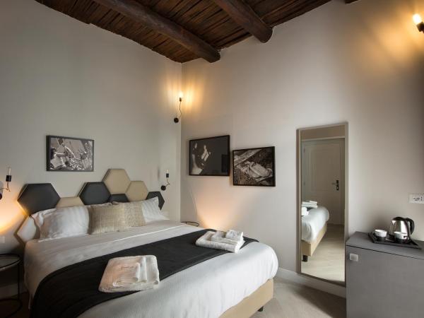 Naplesuite : photo 1 de la chambre chambre double