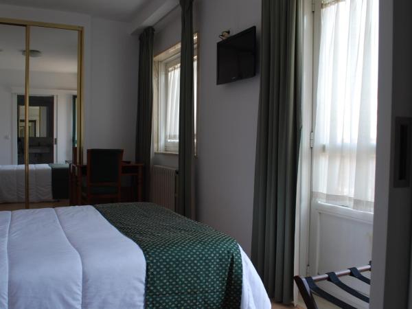Hotel San Jacobo : photo 5 de la chambre chambre double ou lits jumeaux