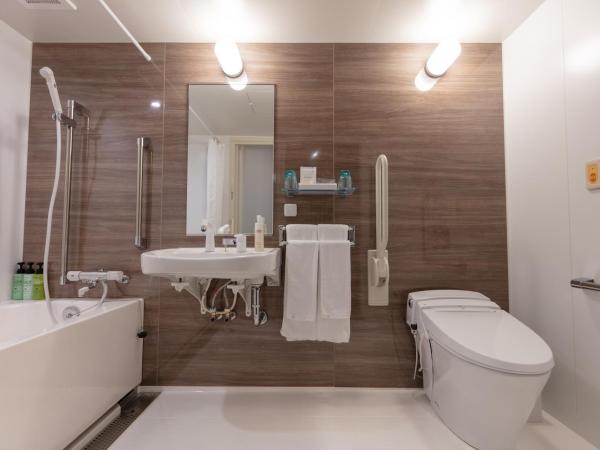 Ariston Hotel Kyoto Jujo : photo 5 de la chambre chambre lits jumeaux pour personnes à mobilité réduite